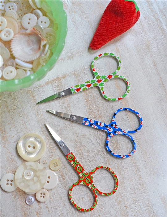 Holiday Embroidery Scissors: Set of 3